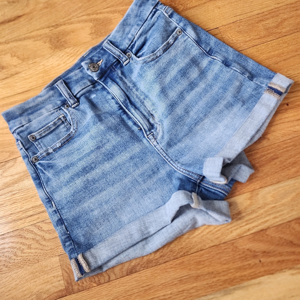 American Eagle Curvy high rise shortie size 4